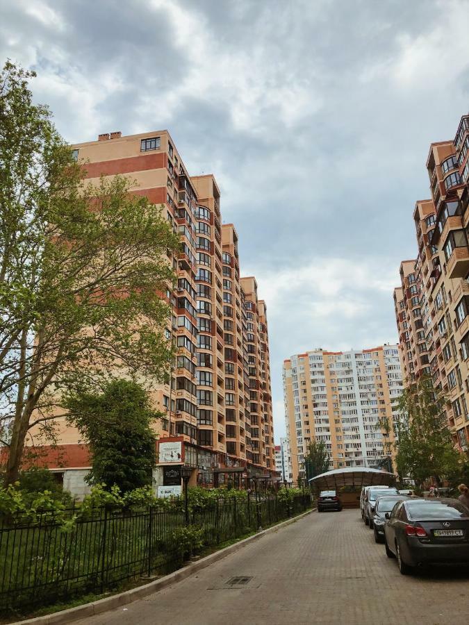 디자인 호텔 룸 앤 루머 오데사 외부 사진